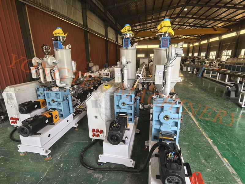Yongte plastic machinatione erumpit per technica claustra et aedificat summus finem pPR pipe productio linea