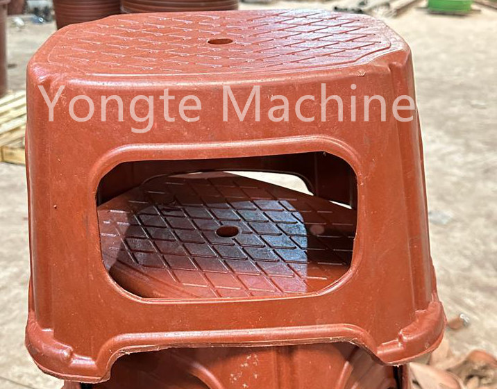 Yongte plastic extrusionem et CUMATIUM apparatus est installed in Africa mos est scriptor officinas pro redivivus plastic film in plastic hydrias, plastic et plastic chairs.