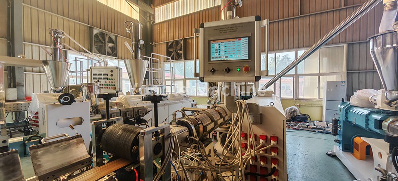 WPC Profile Machina probata in South Africa mos