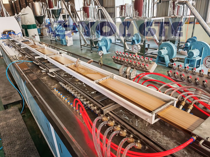 Global Pressio Flammae Retardant Tabulatum Fervet; Yongte Plastics Machinery Expands in Rare mercatis