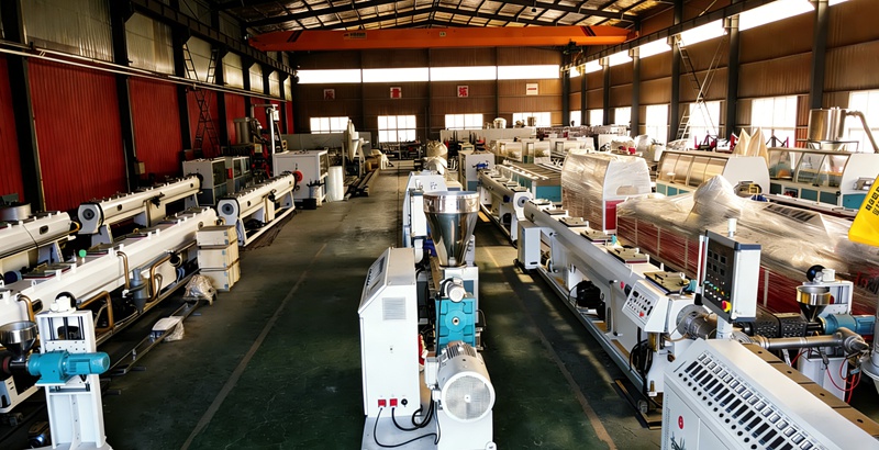 Yongte feliciter consummarunt productionem multiplex plastic extrusionem lineae